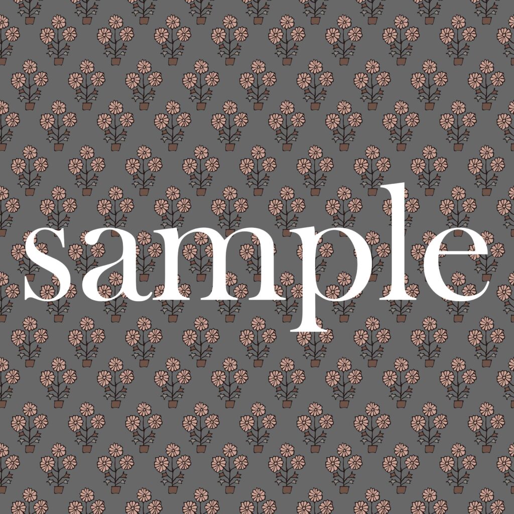 MN26010053tyroleanB01gray